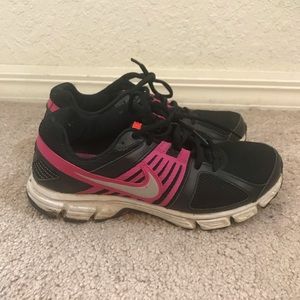 Nike Downshifter 5 running Shoe